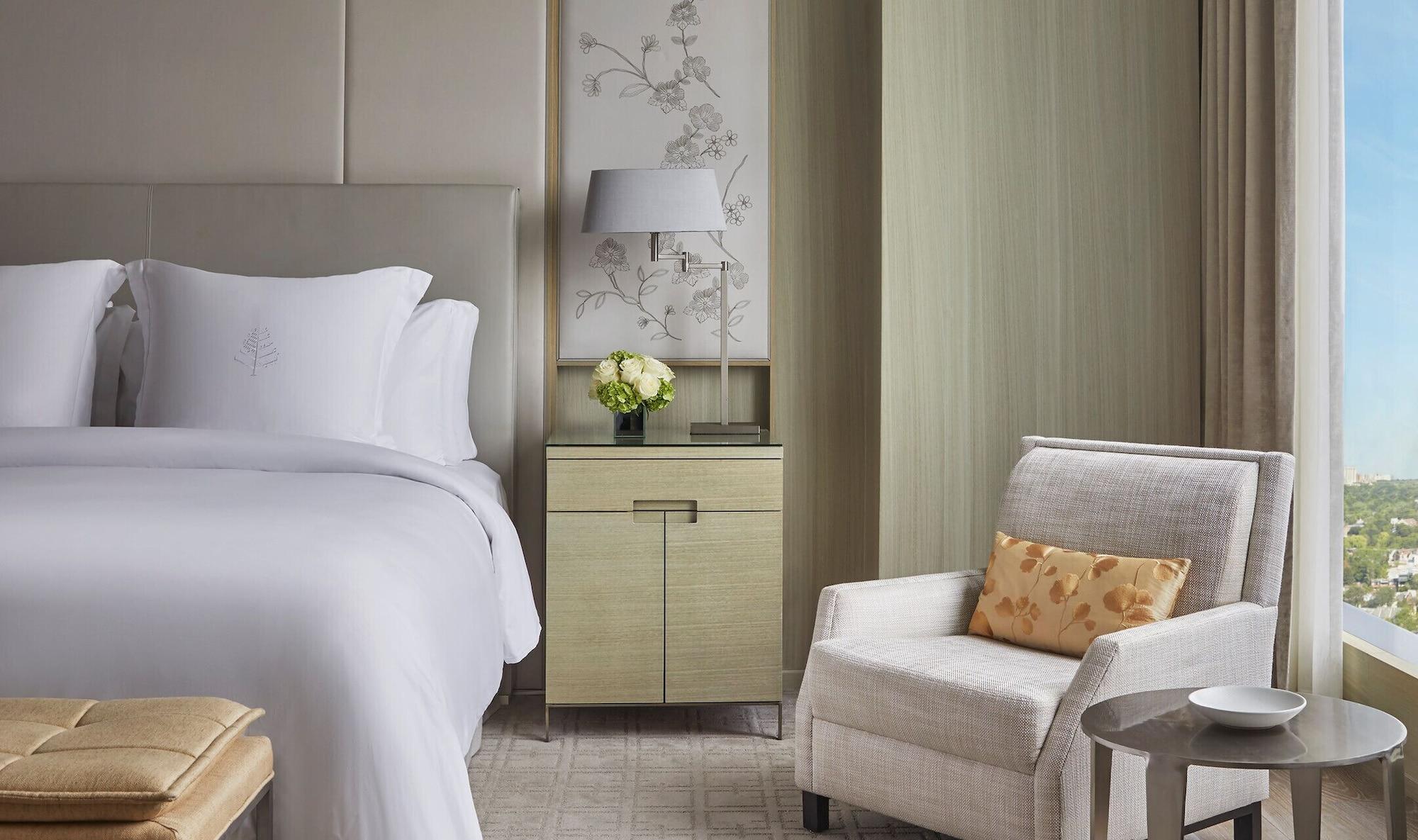Four Seasons Hotel Toronto Bagian luar foto