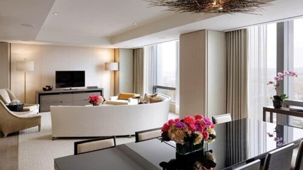 Four Seasons Hotel Toronto Bagian luar foto